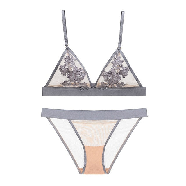 Evelyn Embroidery Lingerie Set - 2 desire