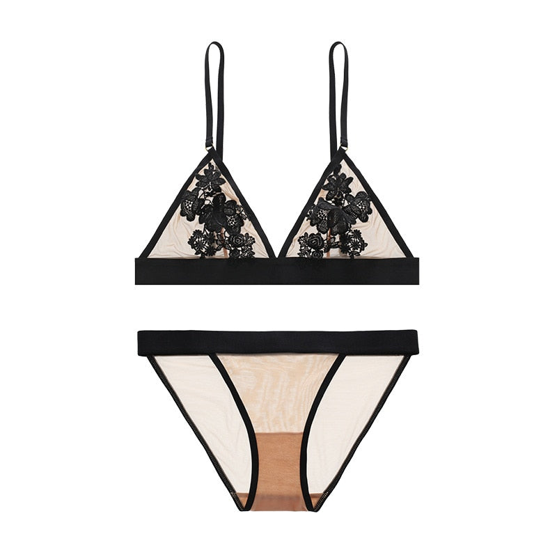 Evelyn Embroidery Lingerie Set - 2 desire