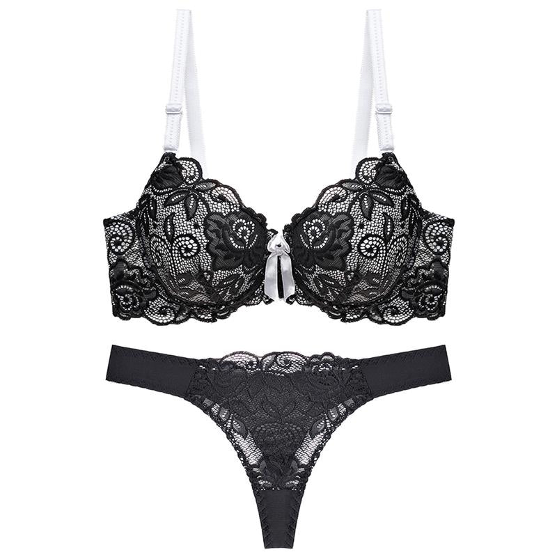 Elizabeth Lingerie Set
