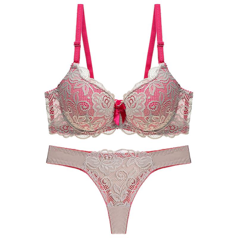 Elizabeth Lingerie Set